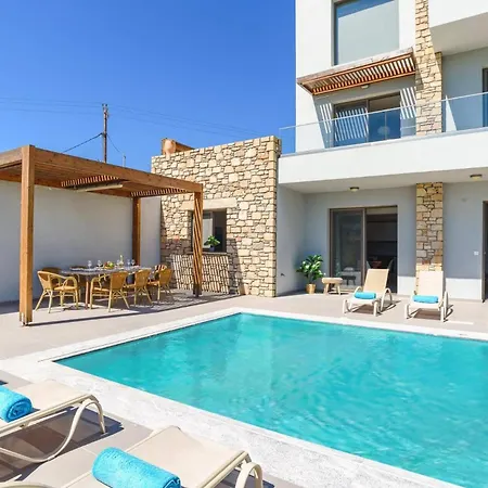 Angelina Olivestone By Vilă *