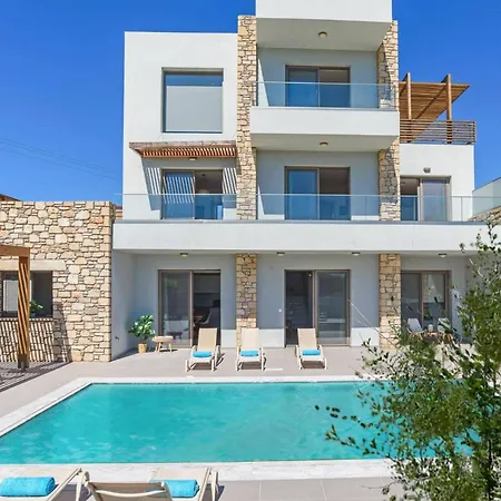 Angelina Olivestone By Vilă